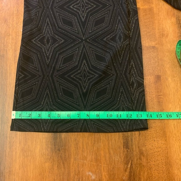 CATO Pants Women’s 14/16 Wide leg Stretch pull on Silver Sparkle Thread Design - Picture 3 of 9